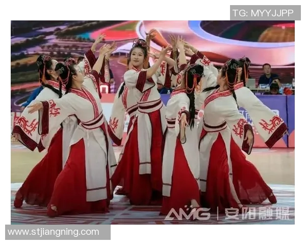 安阳万达广场篮球赛激情开赛吸引众多篮球爱好者共聚一堂展现风采